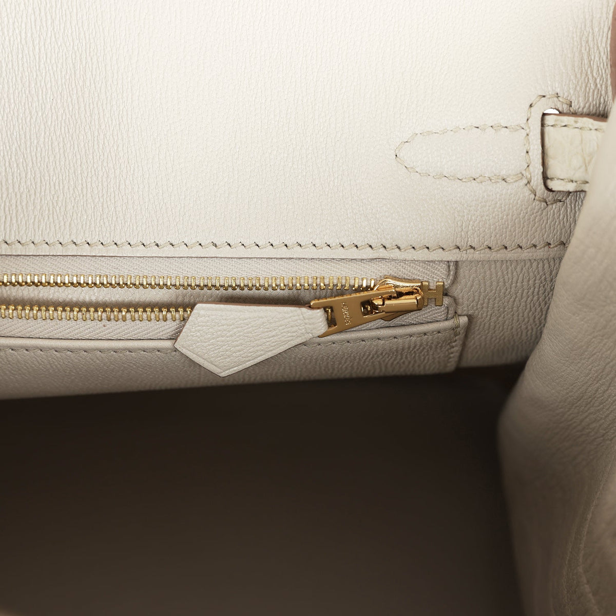 hermes-birkin-25-beton-matte-alligator-gold-hardware-bag