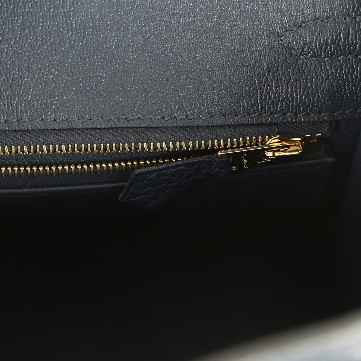 hermes-birkin-25-bleu-abysse-togo-gold-hardware-bag