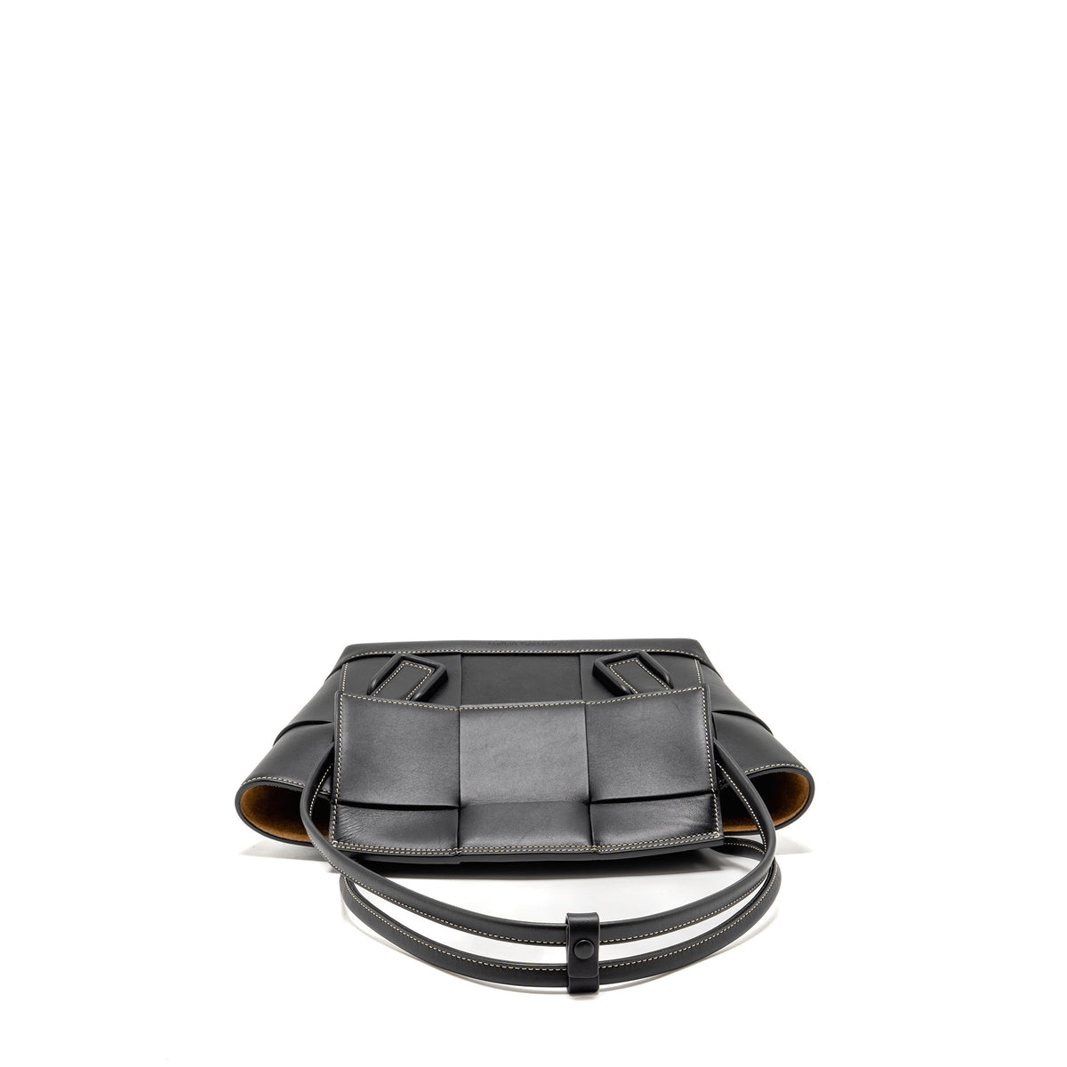 bottega-veneta-small-arco-bag-calfskin-black-shw