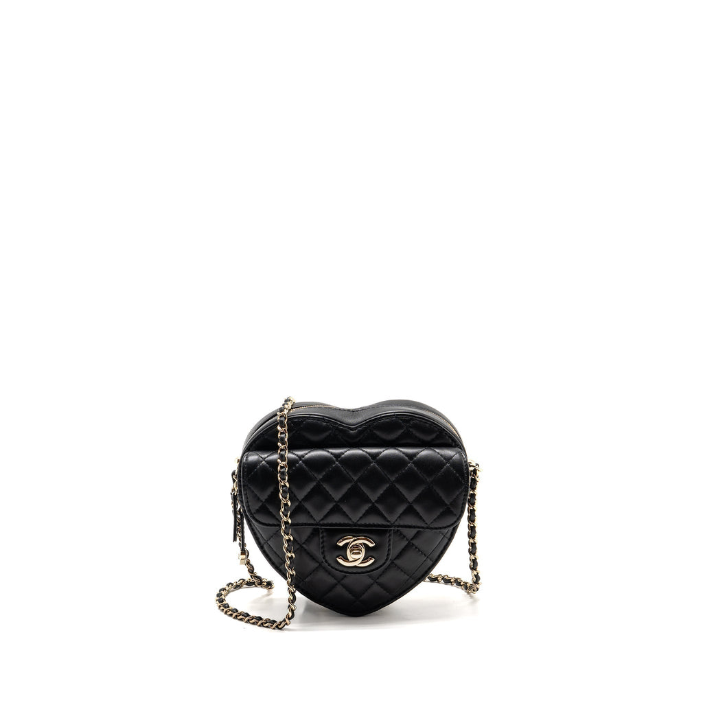 chanel-22s-cc-in-love-heart-bag-lambskin-black-lghw-microchip
