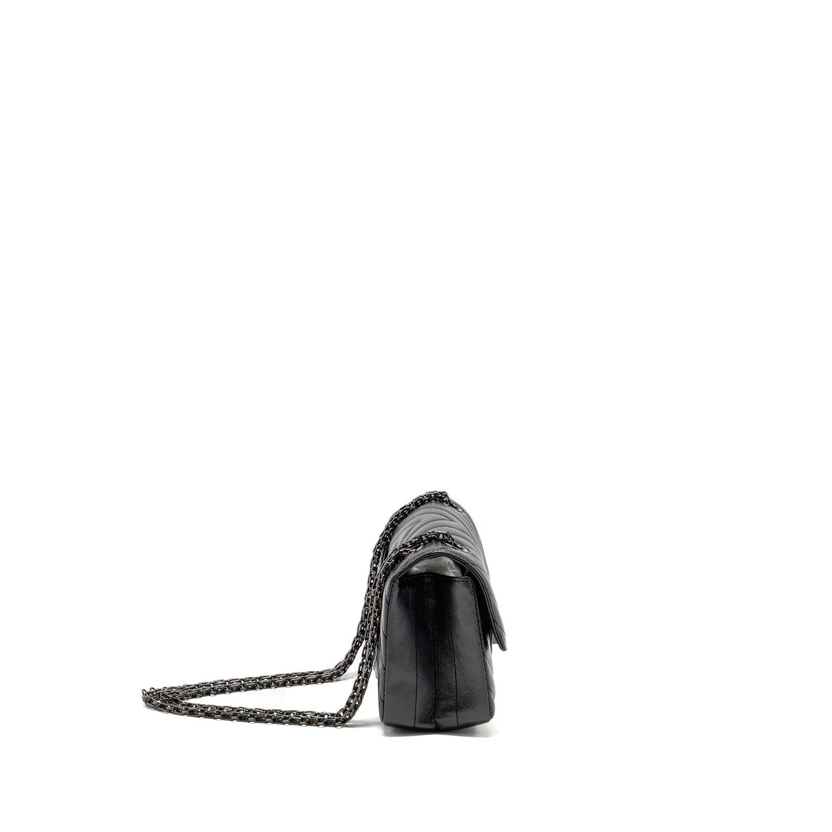 chanel-mini-2-55-reissue-flap-bag-chevron-aged-calfskin-so-black