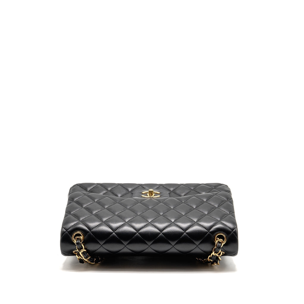chanel-jumbo-classic-double-flap-bag-lambskin-black-ghw-3