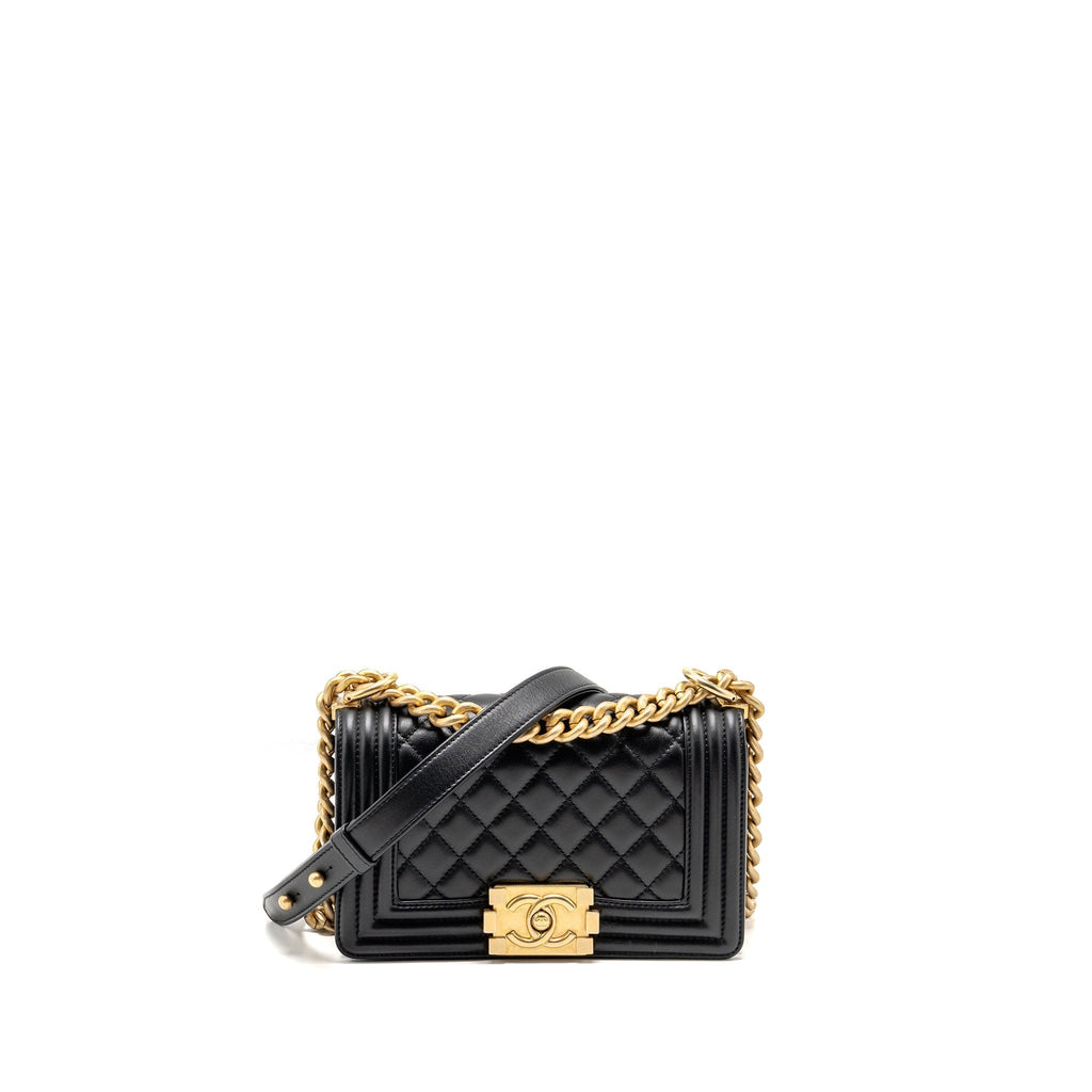 chanel-small-boy-bag-calfskin-black-ghwmicrochip