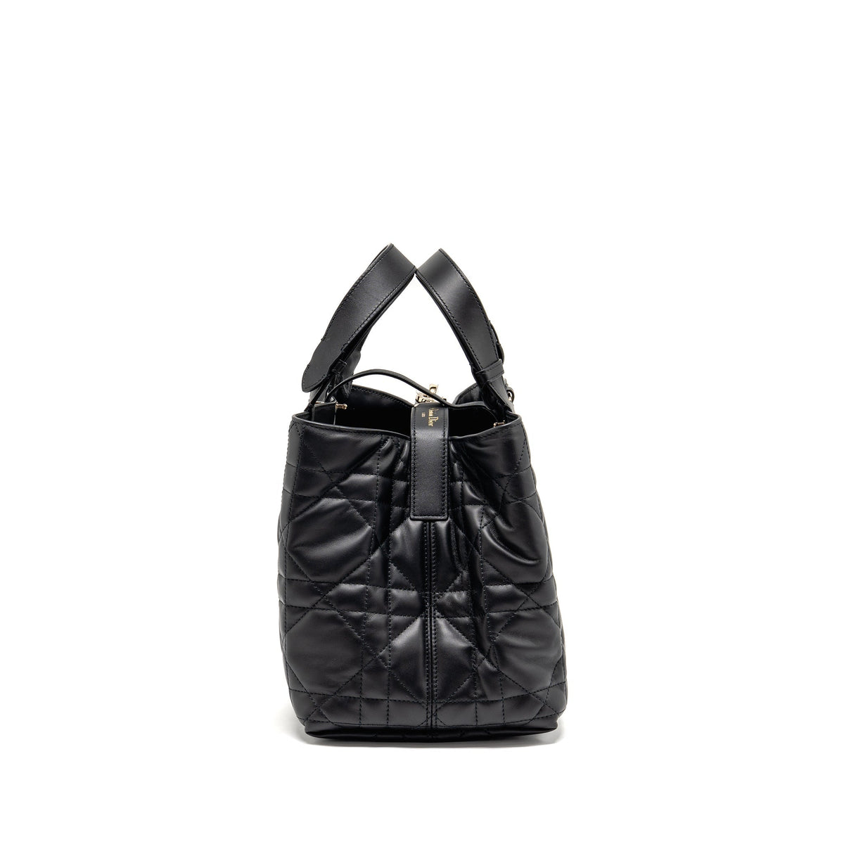 dior-medium-dior-toujours-tote-bag-macrocannage-calfskin-black-lghw-copy