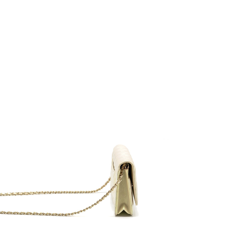chanel-wallet-on-chain-lambskin-iridescent-ivory-lghw