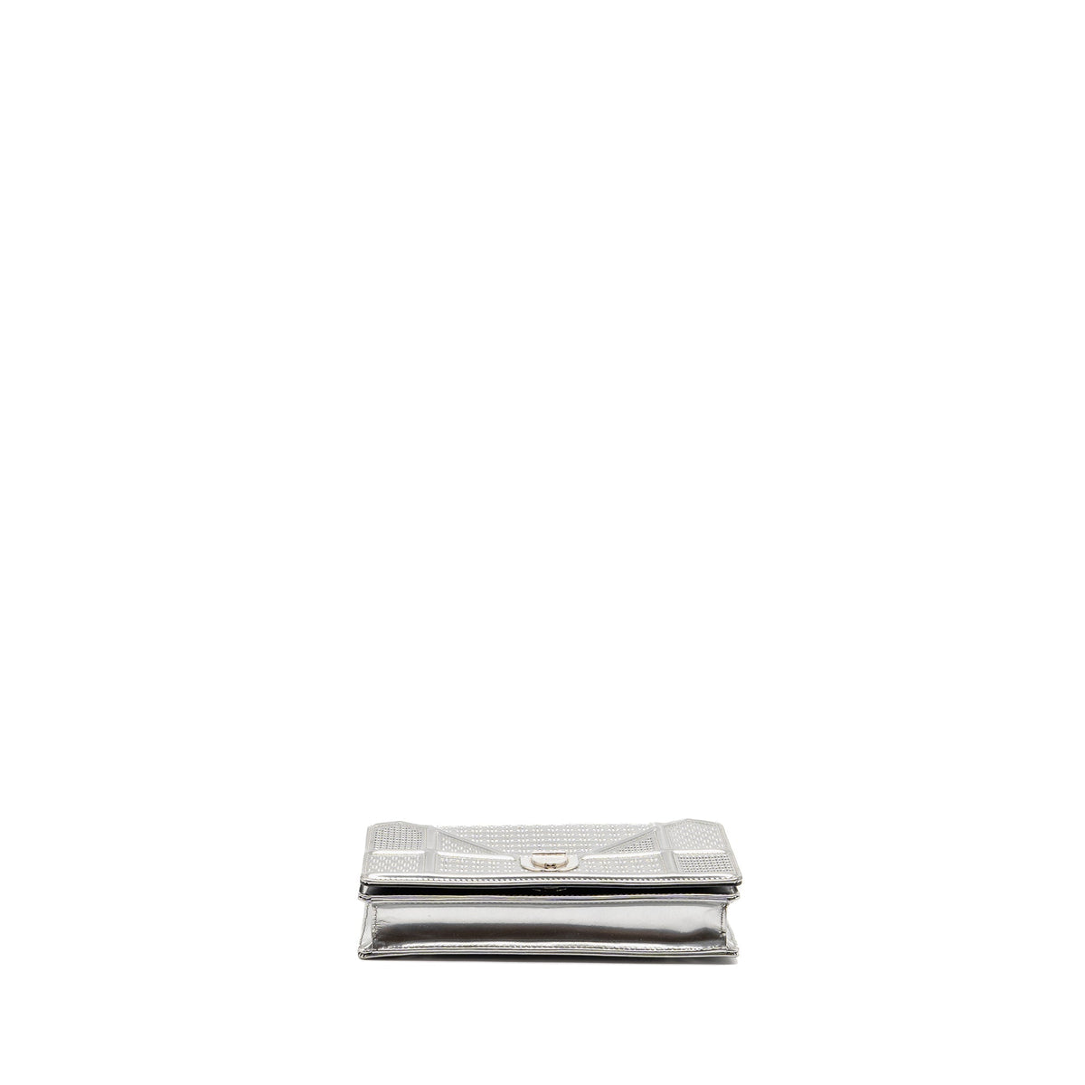 dior-diorama-wallet-on-chain-calfskin-silver-shw