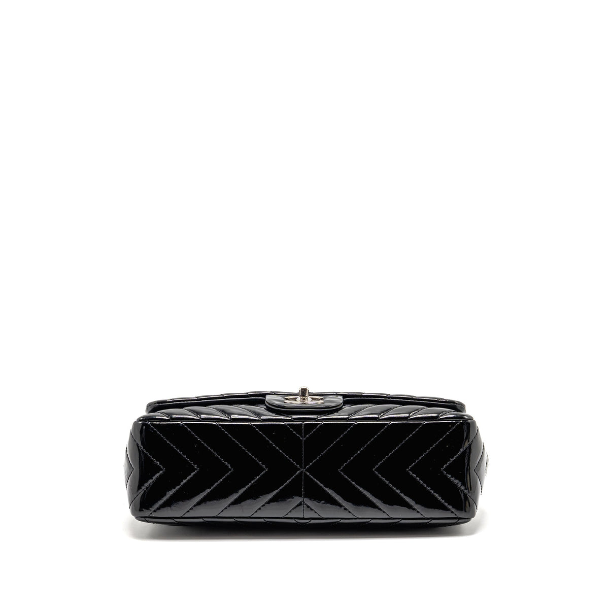 chanel-chevron-jumbo-single-flap-bag-patent-black-shw