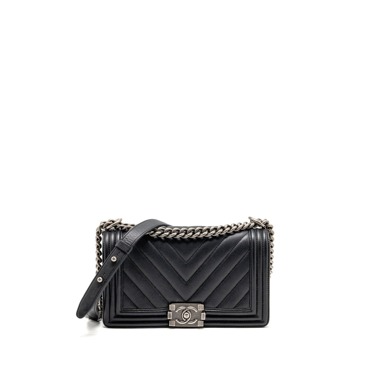 chanel-medium-boy-bag-chevron-caviar-black-ruthenium-silver-hardware