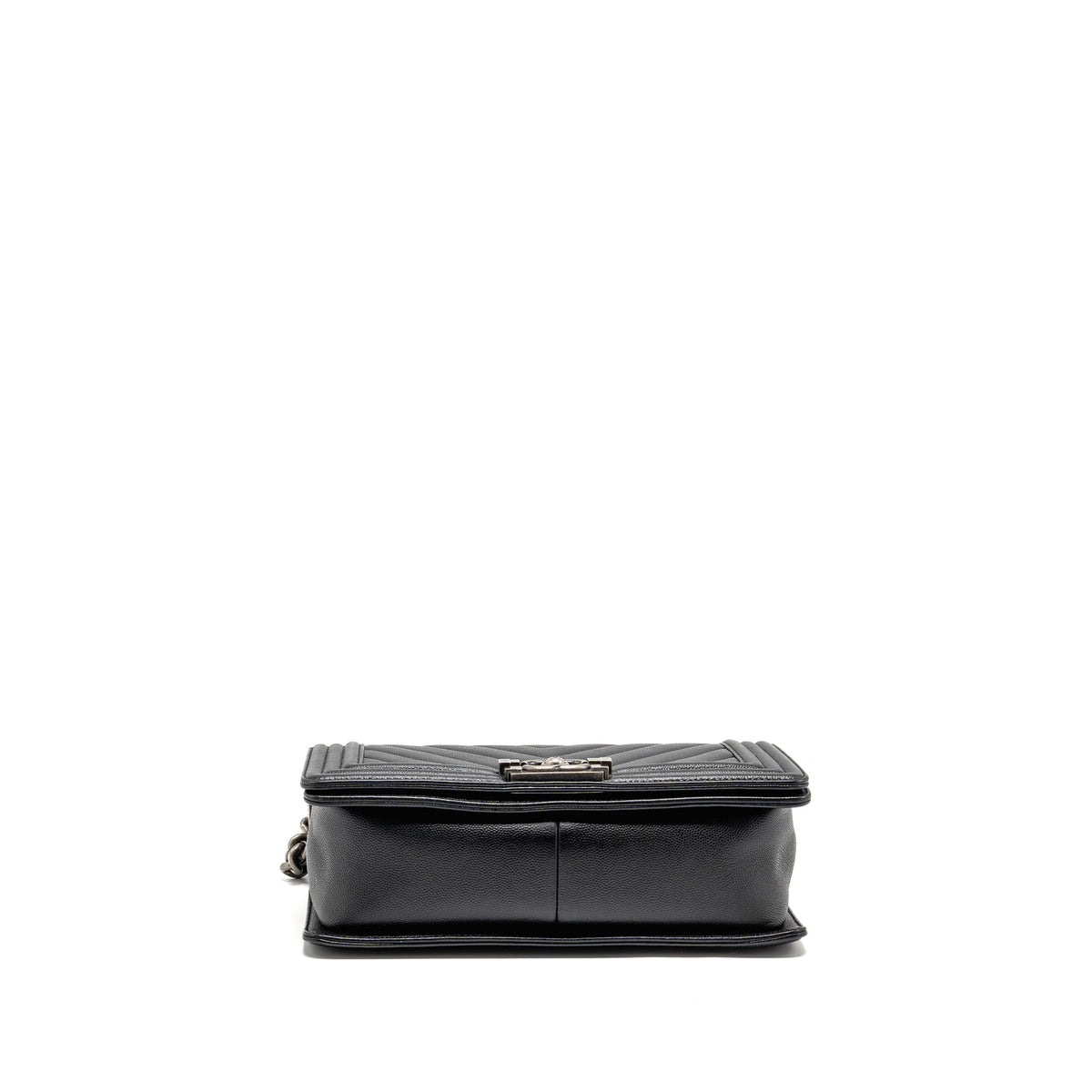 chanel-medium-boy-bag-chevron-caviar-black-ruthenium-silver-hardware