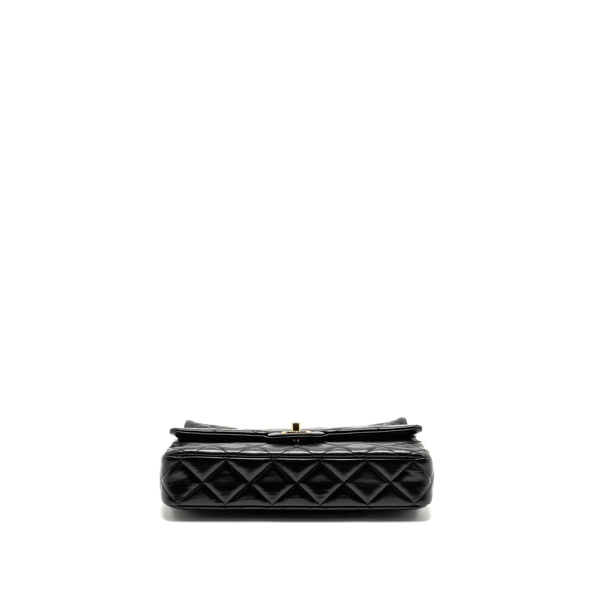 chanel-23a-classic-flap-clutch-shiny-calfskin-black-ghwmicrochip