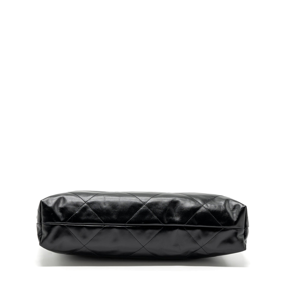 chanel-24c-22-bag-lambskin-black-ghw-microchip
