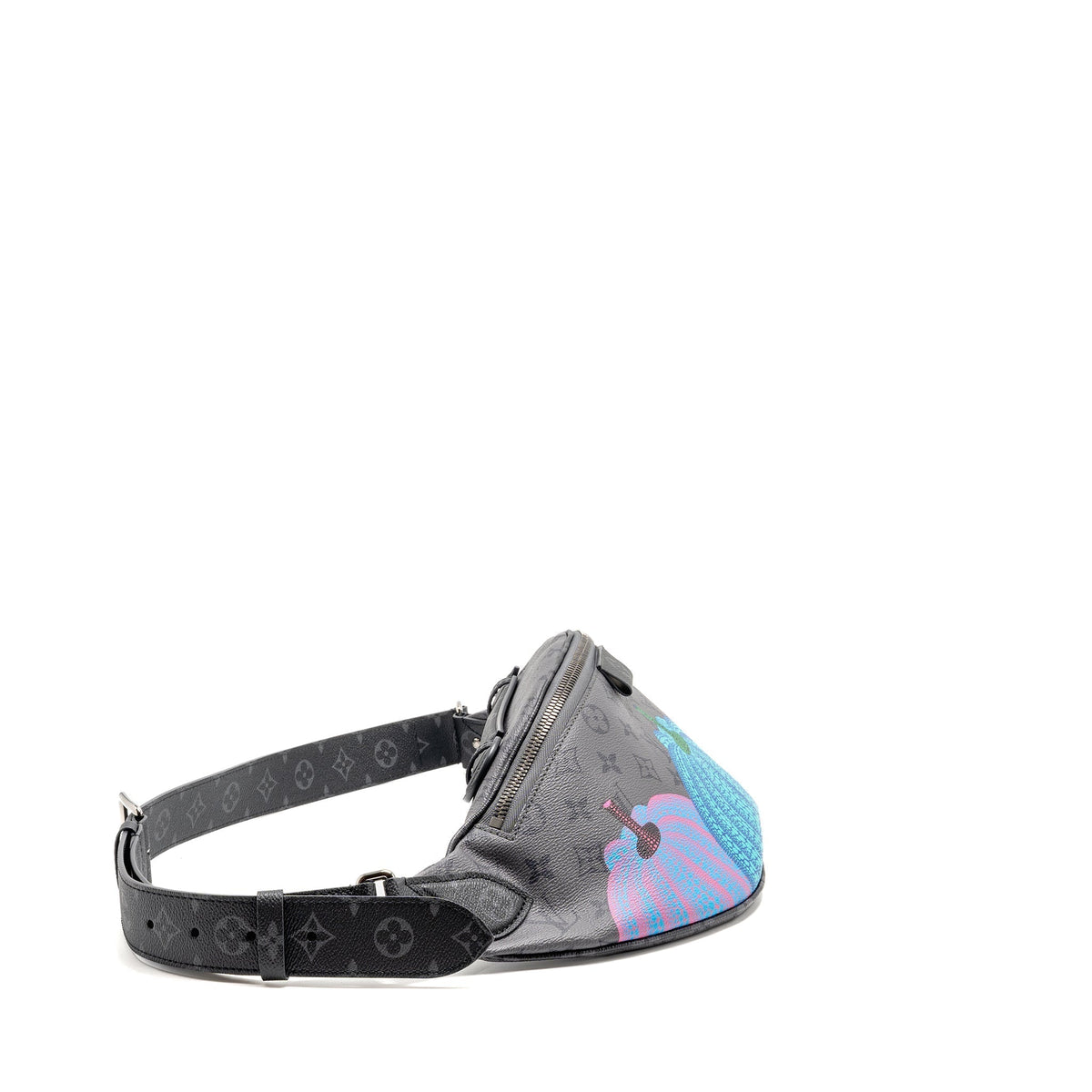 louis-vuitton-x-yayoi-kusama-reverse-monogram-eclipse-maxi-bumbag-canvas-grey-multicolour-dark-silver-hardware-copy