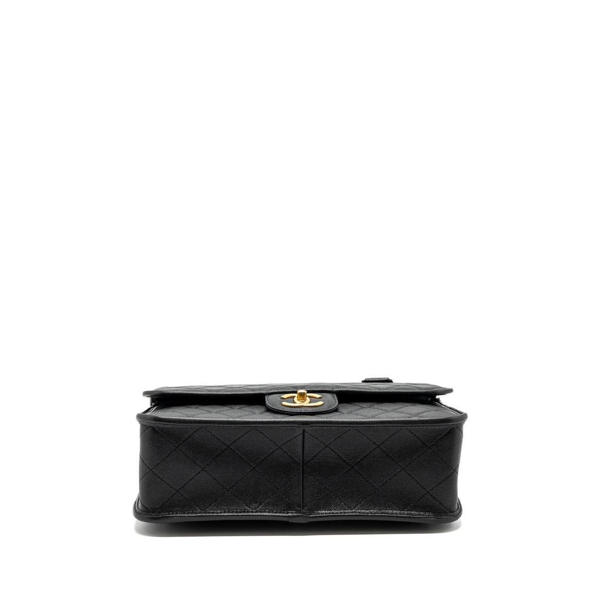 chanel-22k-large-backpack-caviar-black-ghwmicrochip