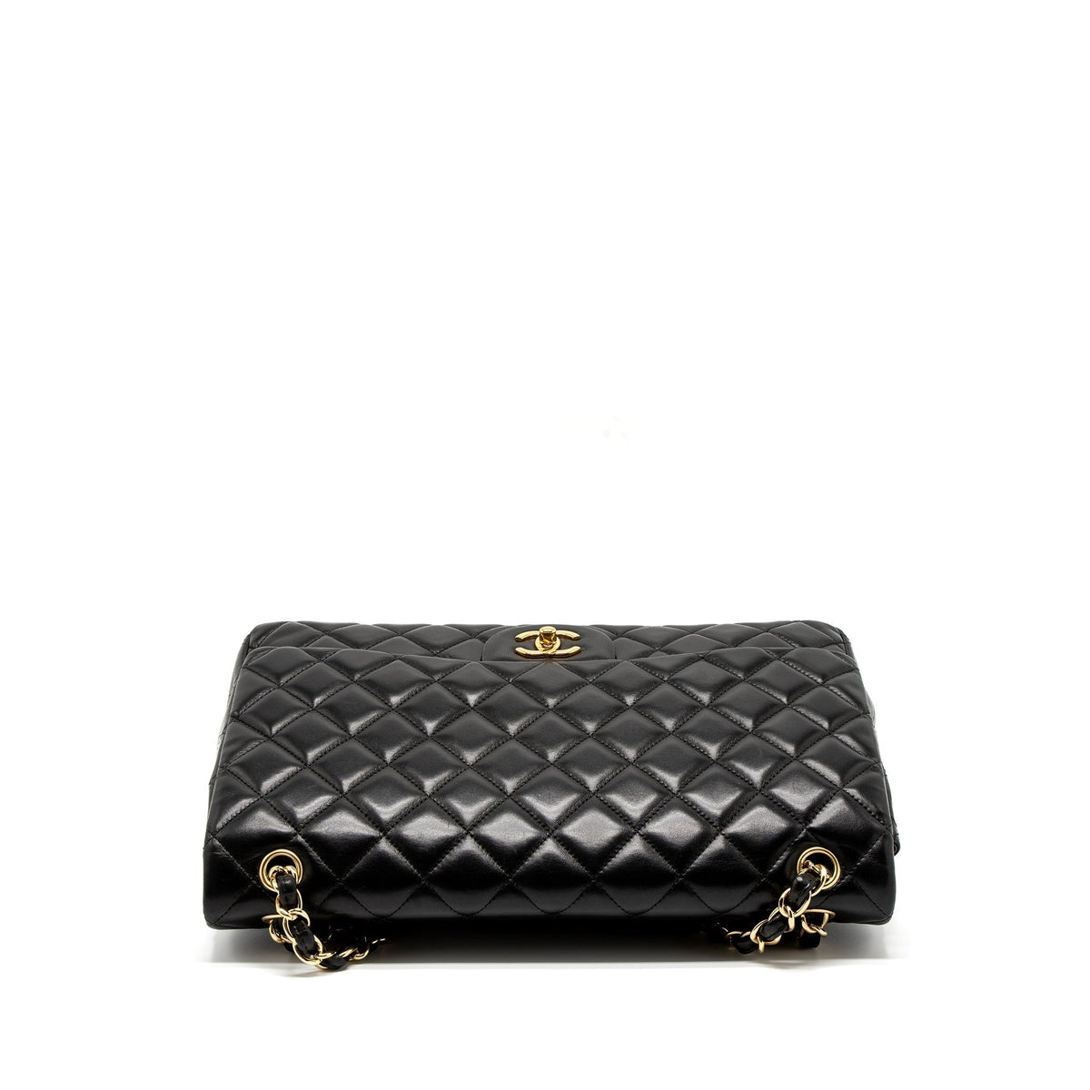 chanel-maxi-classic-single-flap-bag-lambskin-black-ghw
