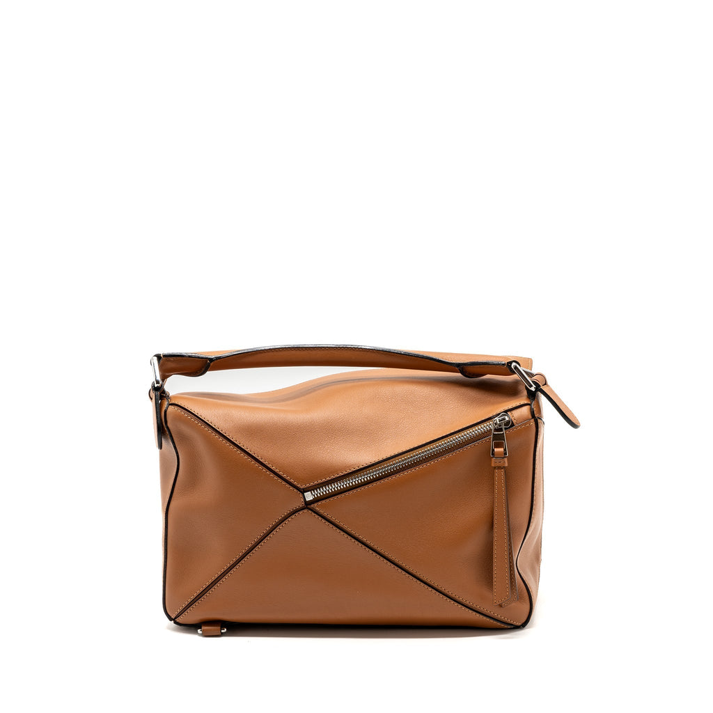 loewe-puzzle-bag-in-classic-calfskin-tan-shw