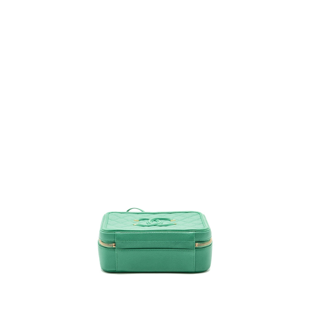 chanel-medium-filigree-vanity-case-caviar-green-ghw