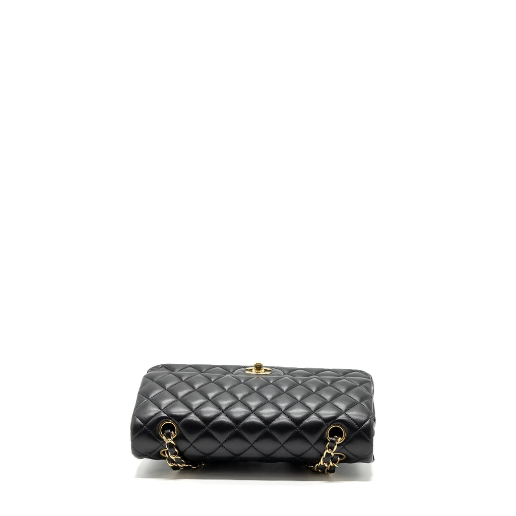 chanel-medium-classic-flap-bag-lambskin-black-ghw-1