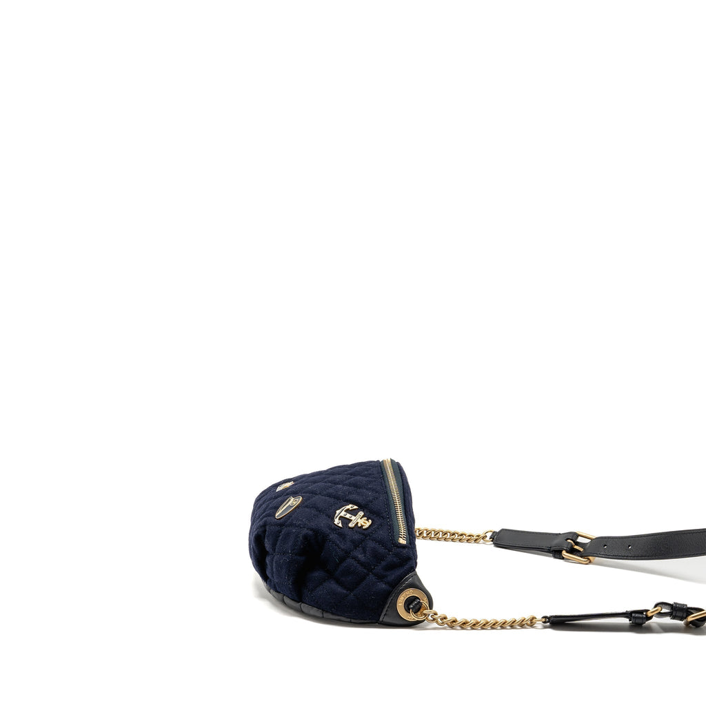 chanel-waist-bag-black