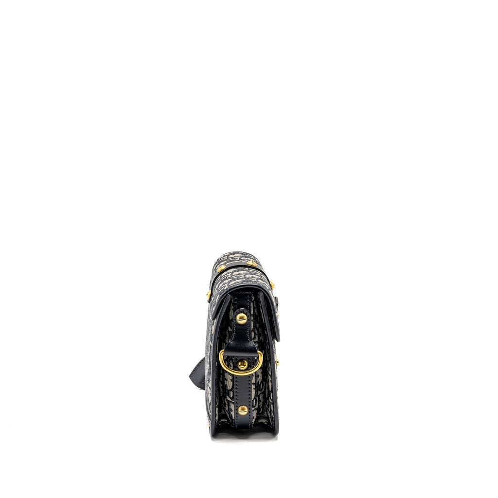 dior-addict-vertical-messenger-bag-oblique-canvas-blue-ghw-1