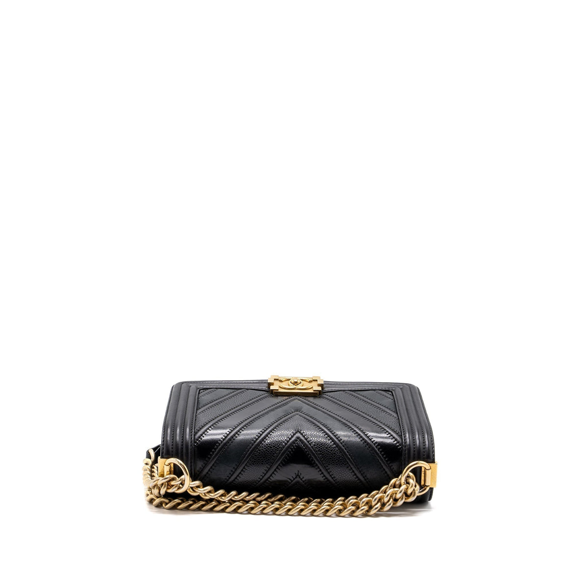 copy-of-chanel-medium-boy-bag-chevron-calfskin-black-ghw