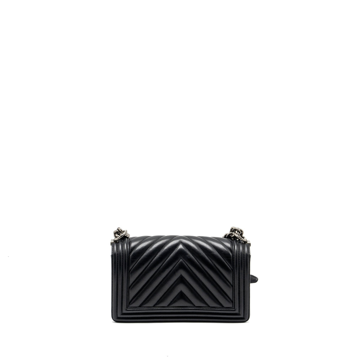 chanel-medium-chevron-boy-bag-lambskin-black-ruthenium-hardware