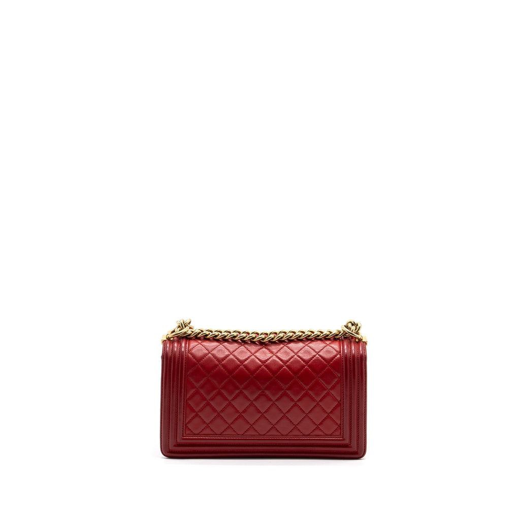 chanel-medium-boy-bag-red-brushed-ghw