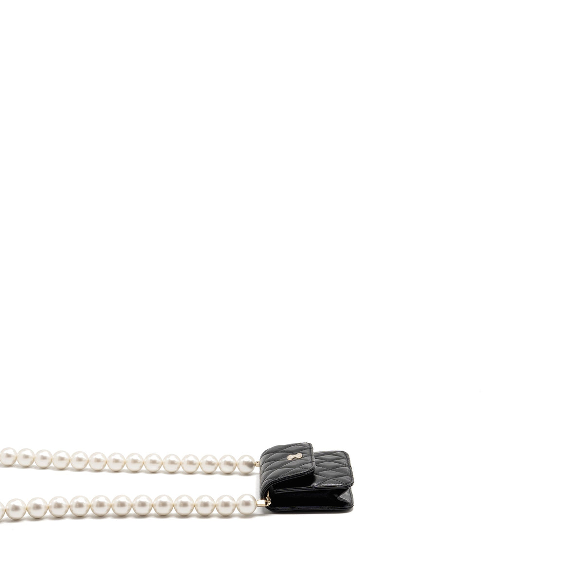chanel-maxi-pearl-clutch-with-chain-lambskin-black-lghw