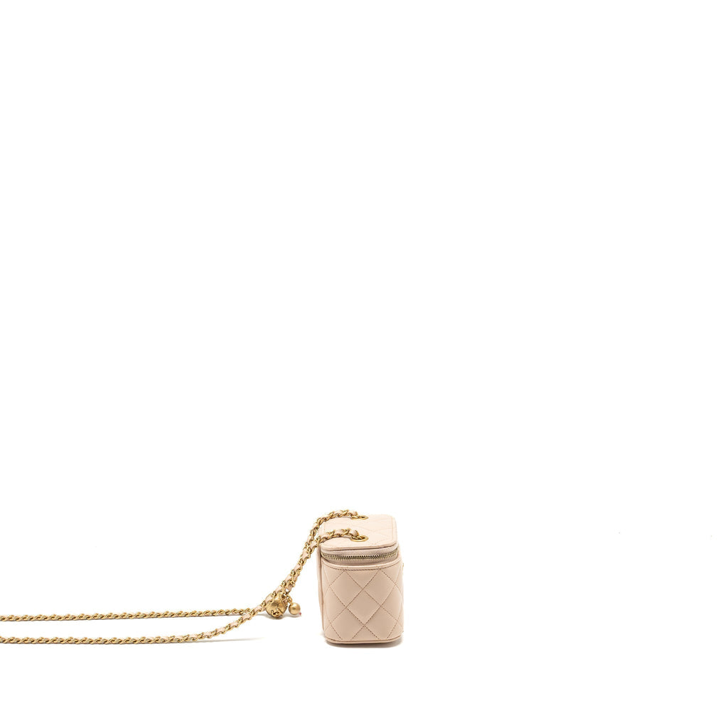 chanel-pearl-crush-mini-vanity-with-chain-lambskin-light-pink-ghw-1