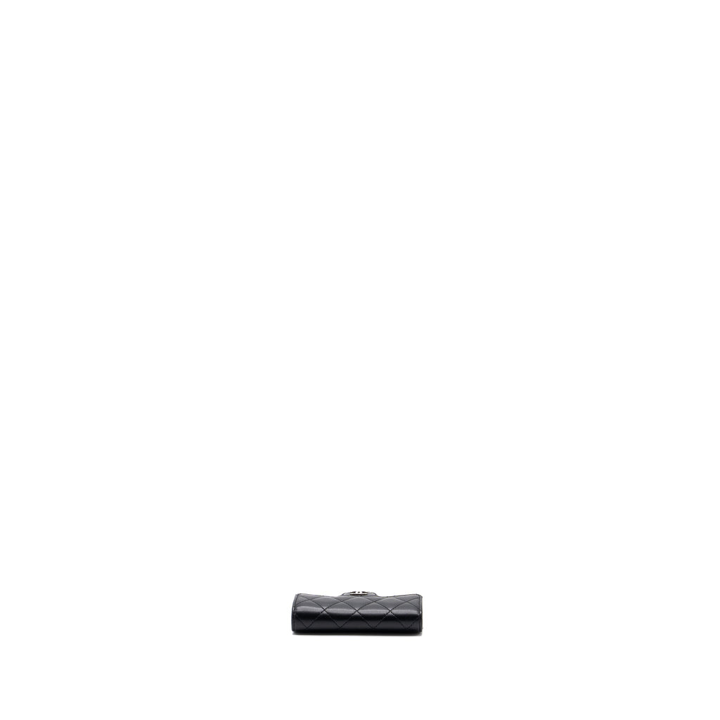 chanel-classic-flap-card-holder-lambskin-black-shw-1