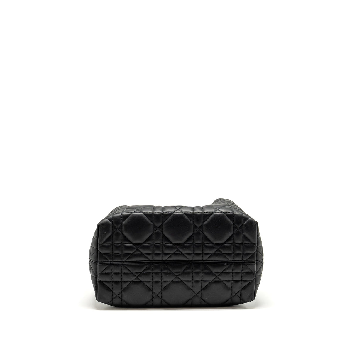 dior-medium-toujours-bag-macrocannage-calfskin-black-lghw
