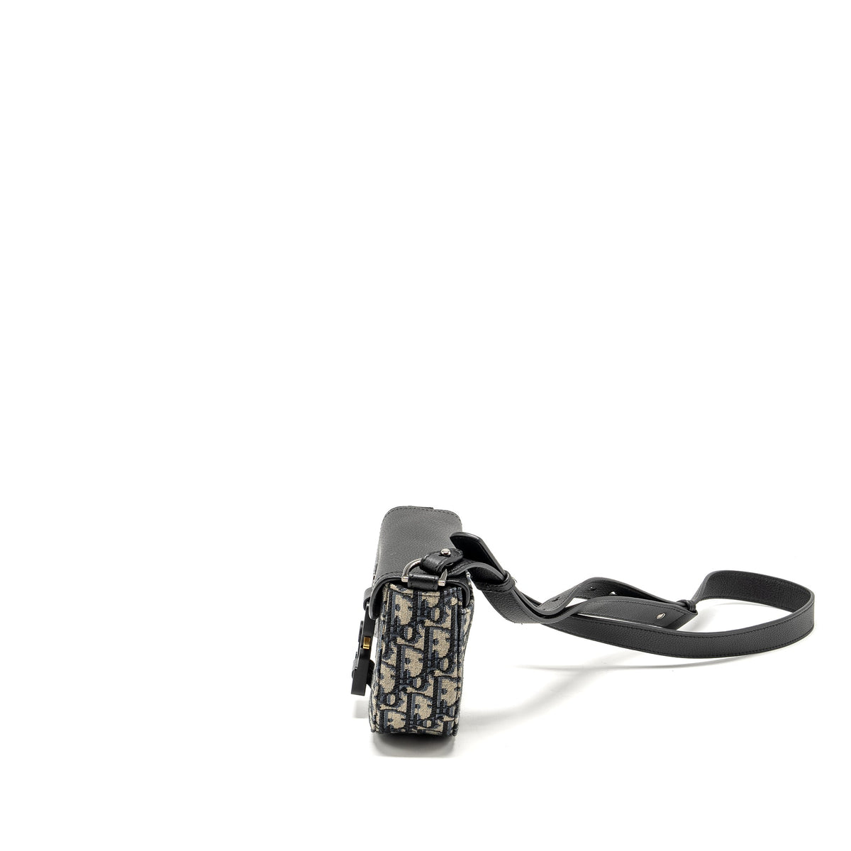 dior-homme-mini-saddle-messenger-bag-with-flap-oblique-jacquard-grained-calfskin-multicolour-hardware