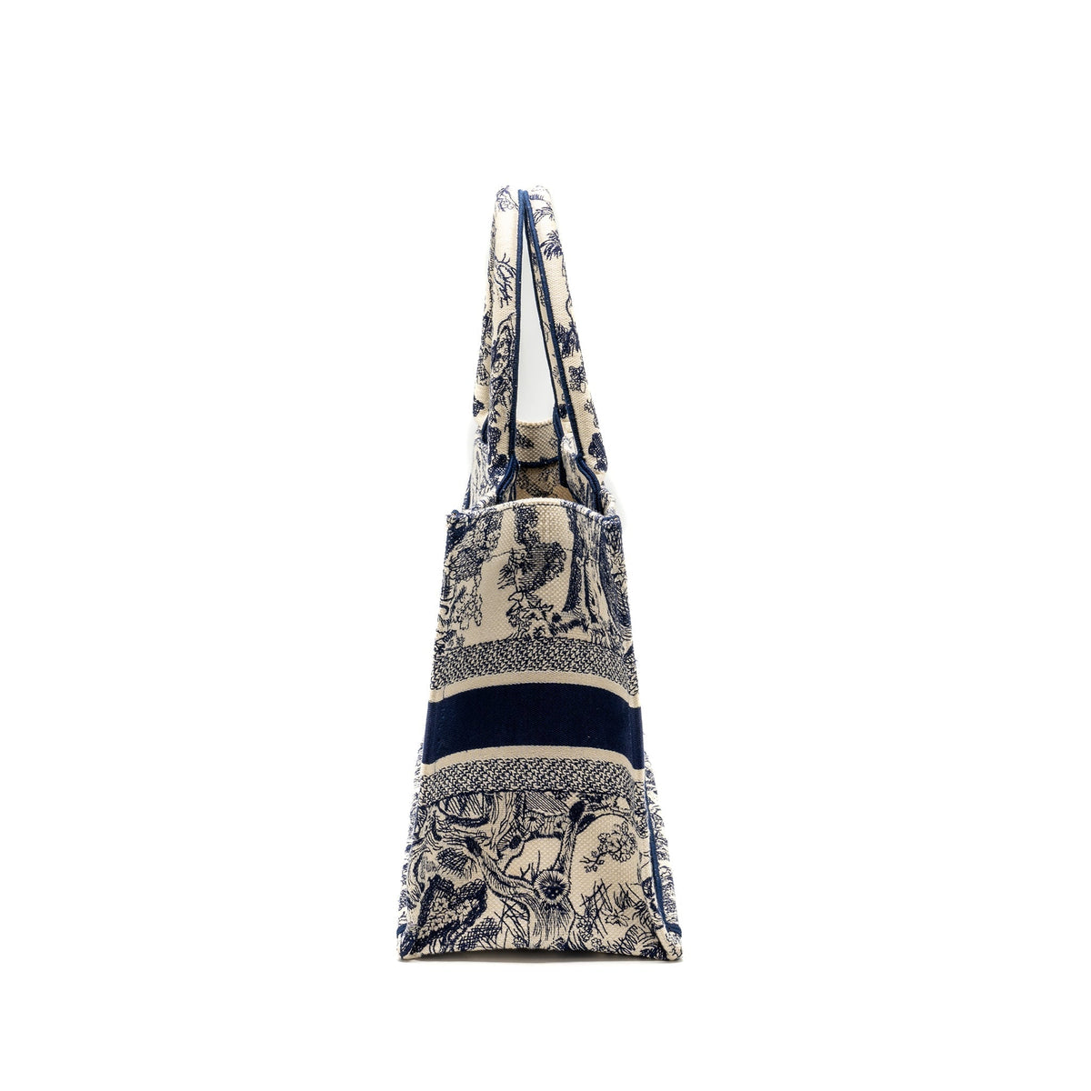 dior-medium-book-tote-toile-de-jouy-emboidery