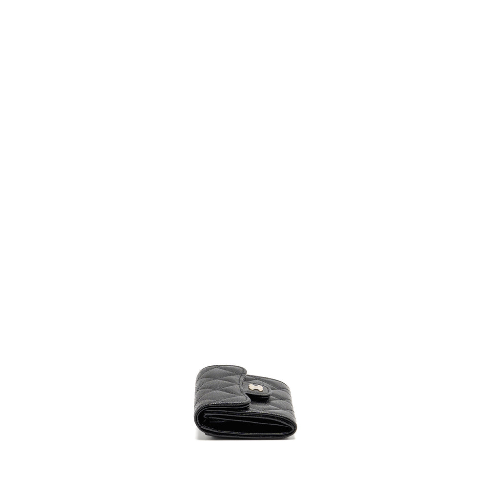 chanel-classic-flap-card-holder-caviar-black-lghw-microchip