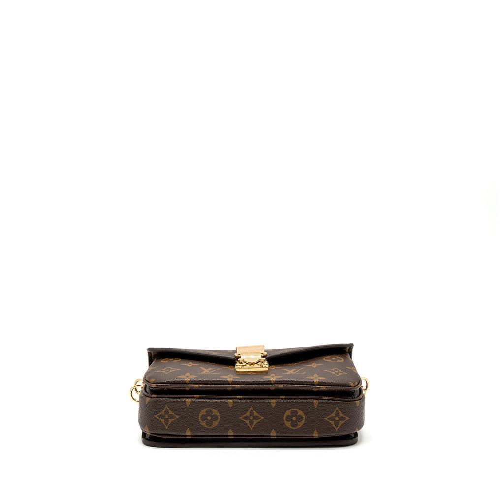 louis-vuitton-pochette-metis-east-west-monogram-canvas-ghw-new-version