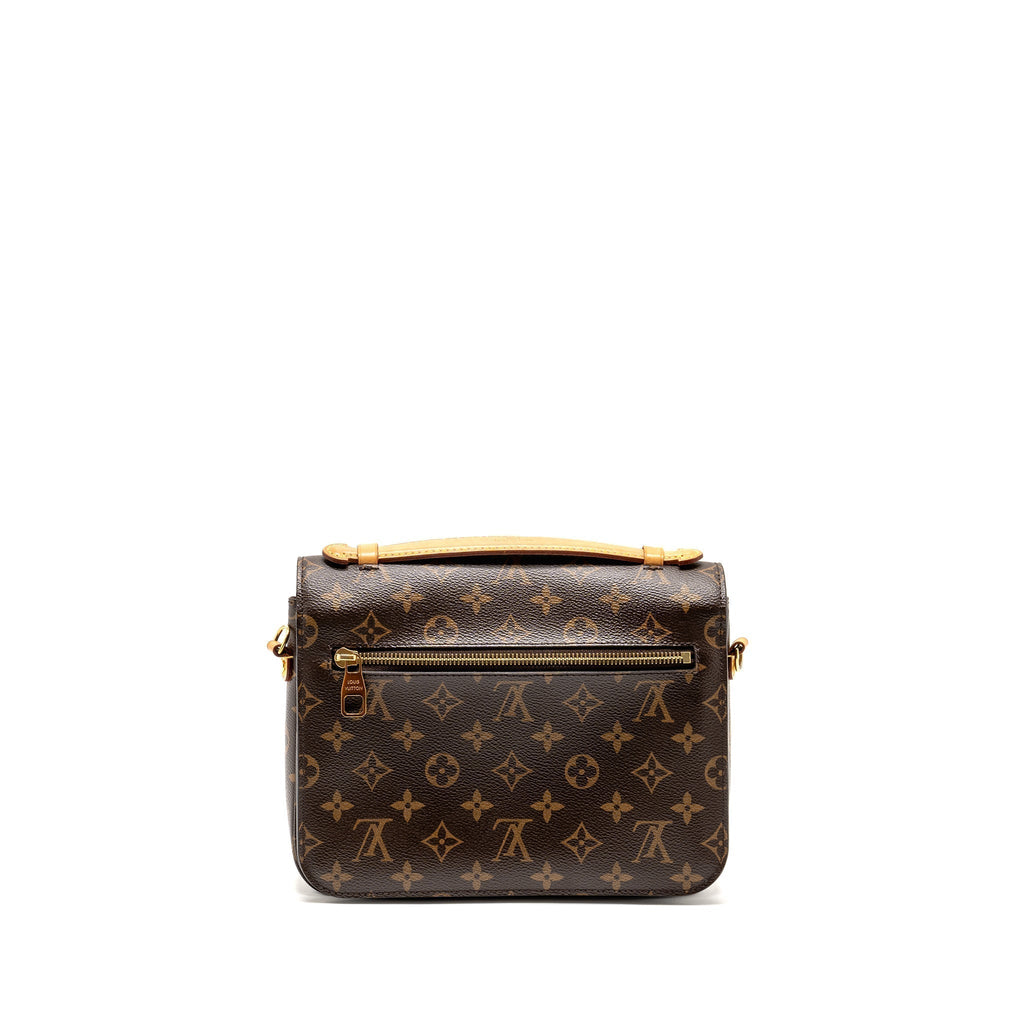 louis-vuitton-pochette-metis-monogram-canvas-ghw-31