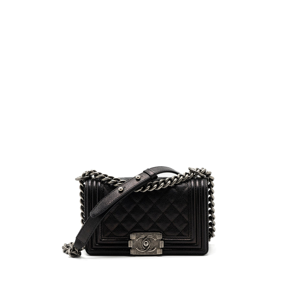 chanel-small-boy-bag-caviar-black-ruthenium-hardware