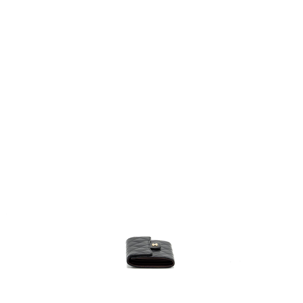 chanel-classic-compact-wallet-caviar-black-ghw-microchip-1
