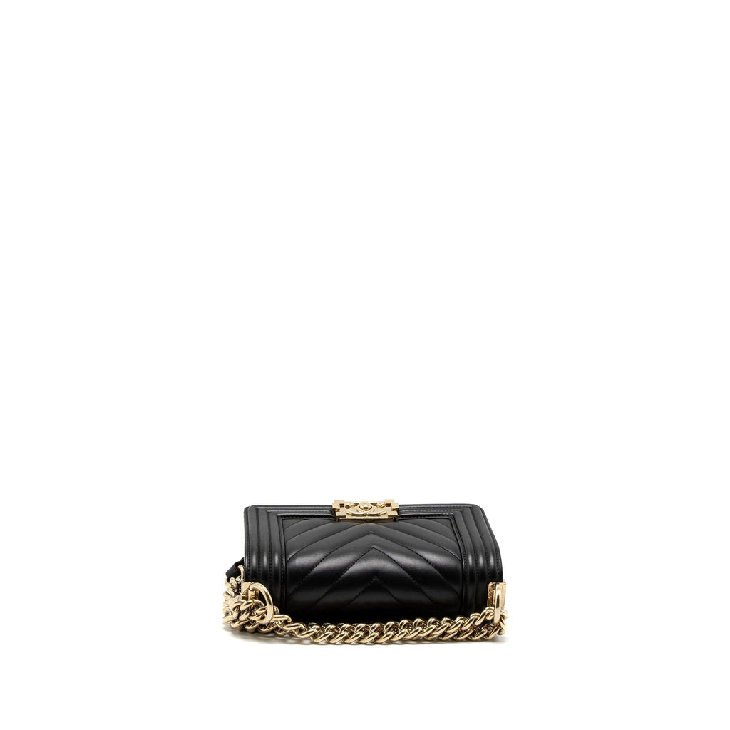 chanel-small-chevron-boy-bag-lambskin-black-ghw