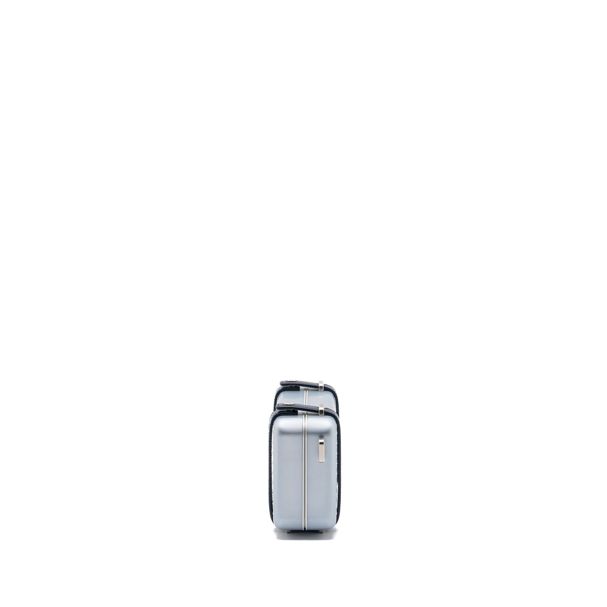 dior-x-rimowa-clutch-trunk-bag-aluminium-calfskin-silver-black-with-shw