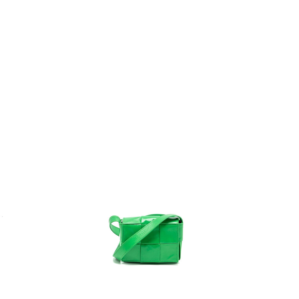 bottega-veneta-intreccio-cassette-mini-bag-lambskin-green