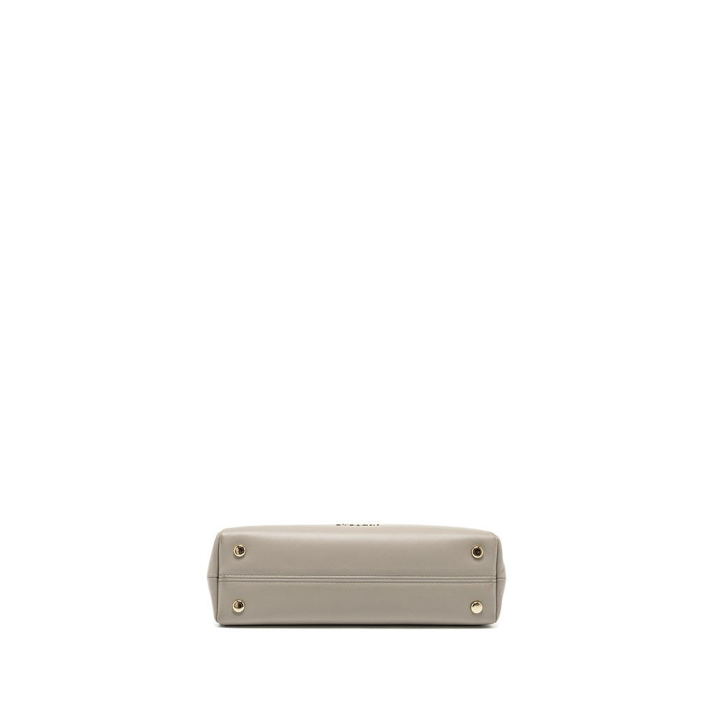 bvlgari-serpentine-top-handle-bag-smooth-calfskin-grey-ghw