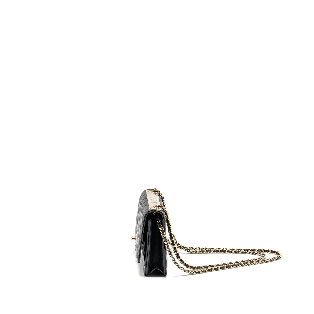 chanel-trendy-cc-wallet-on-chain-lambskin-black-lghw-microchip-copy