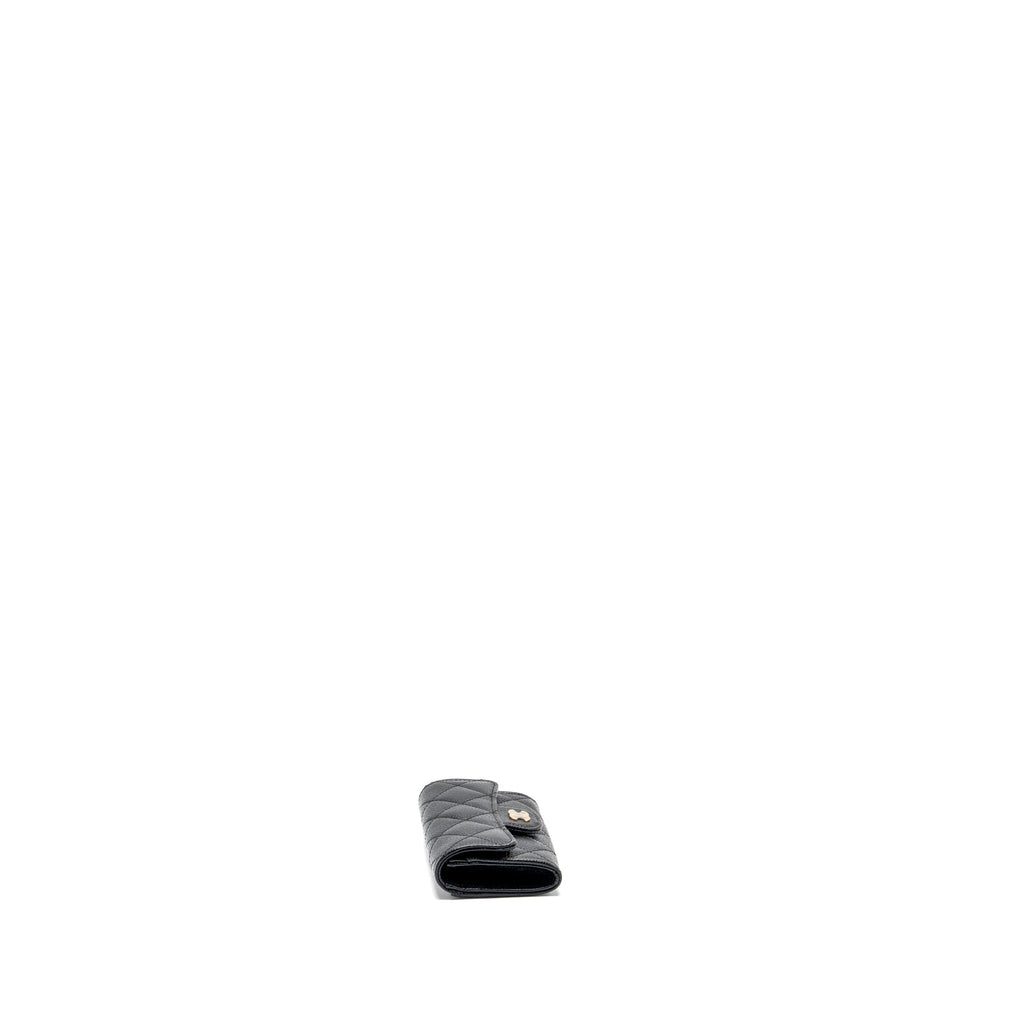 chanel-classic-flap-card-holder-caviar-black-ghw-microchip-11