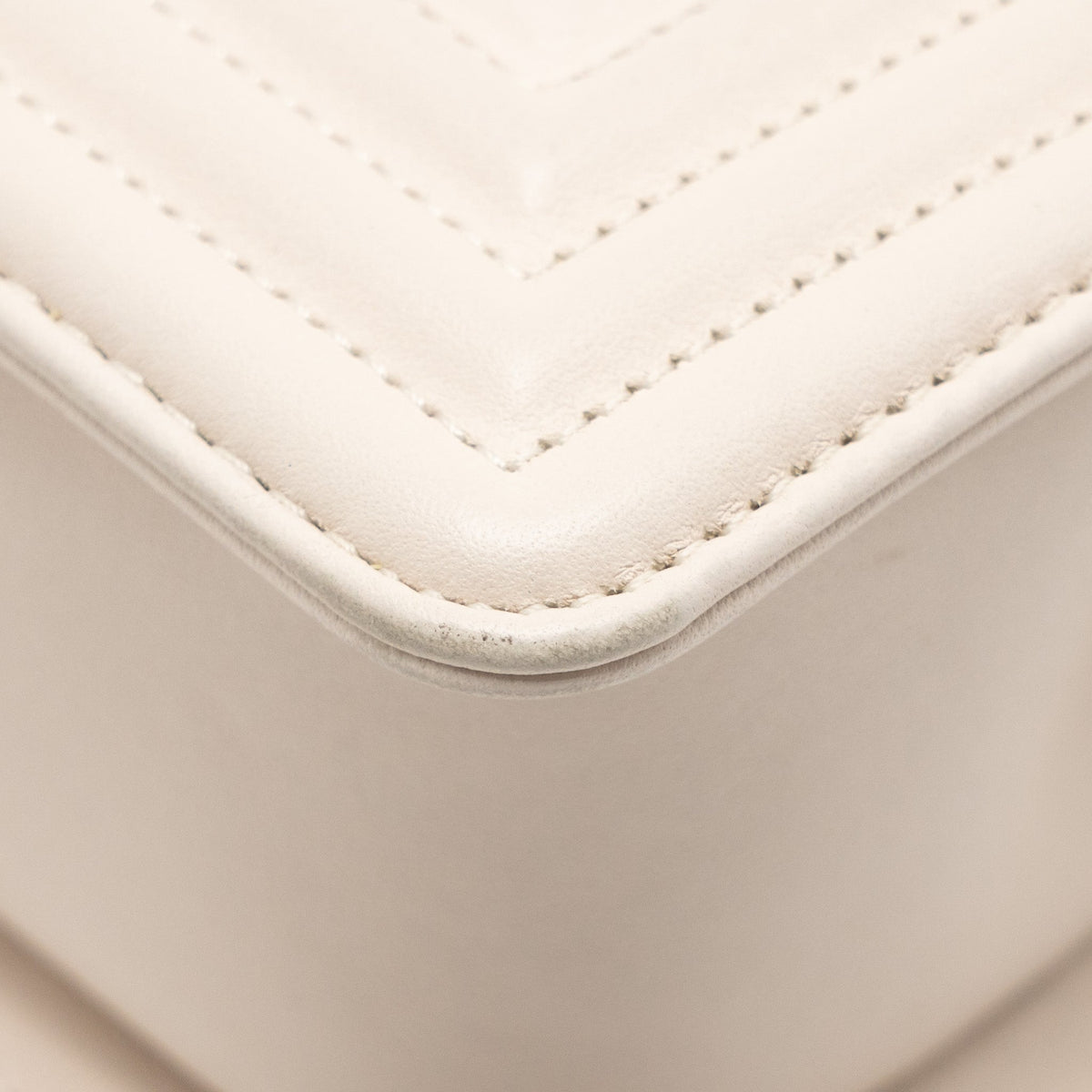 chanel-small-boy-bag-lambskin-cream-white-ghw