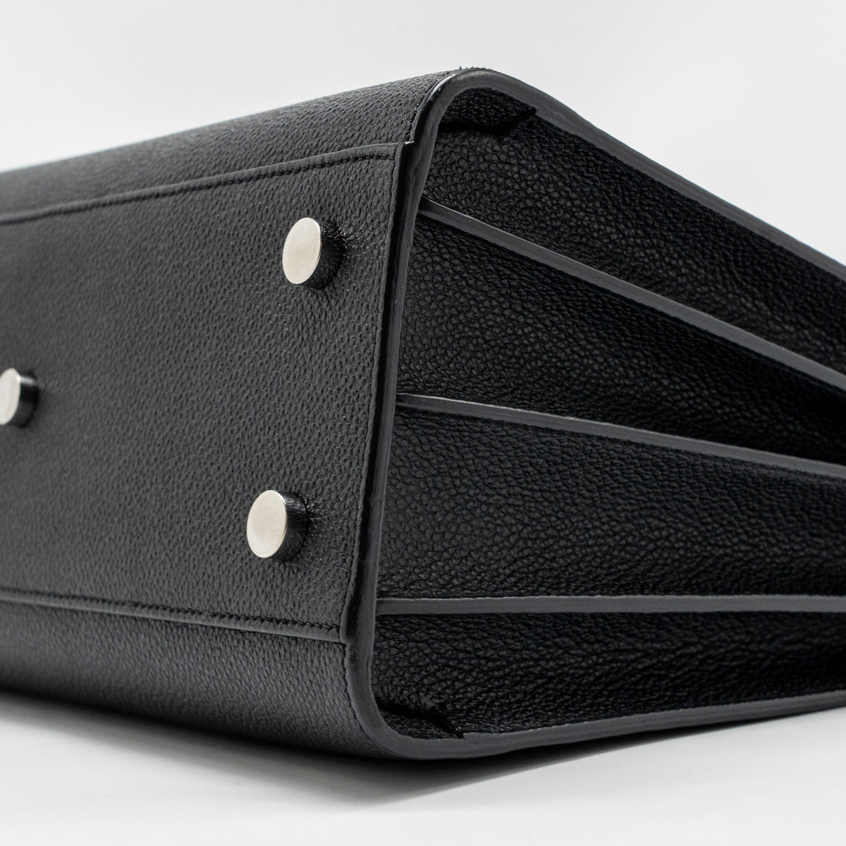 saint-laurent-sac-de-jour-grained-calfskin-black-shw-1