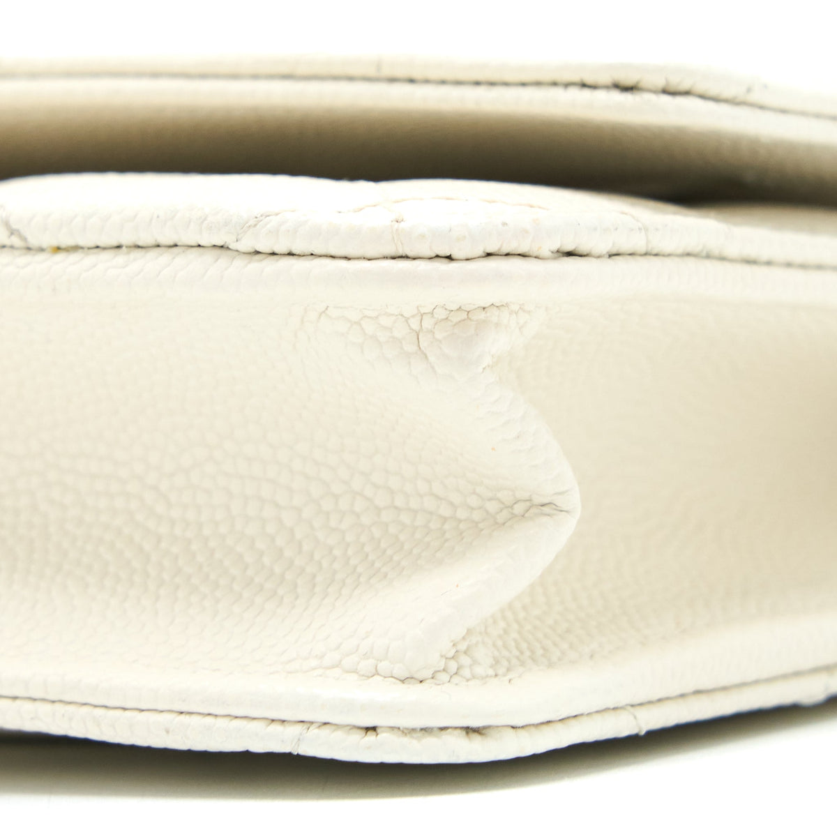 chanel-classic-wallet-on-chain-caviar-white-lghw-microchip-2