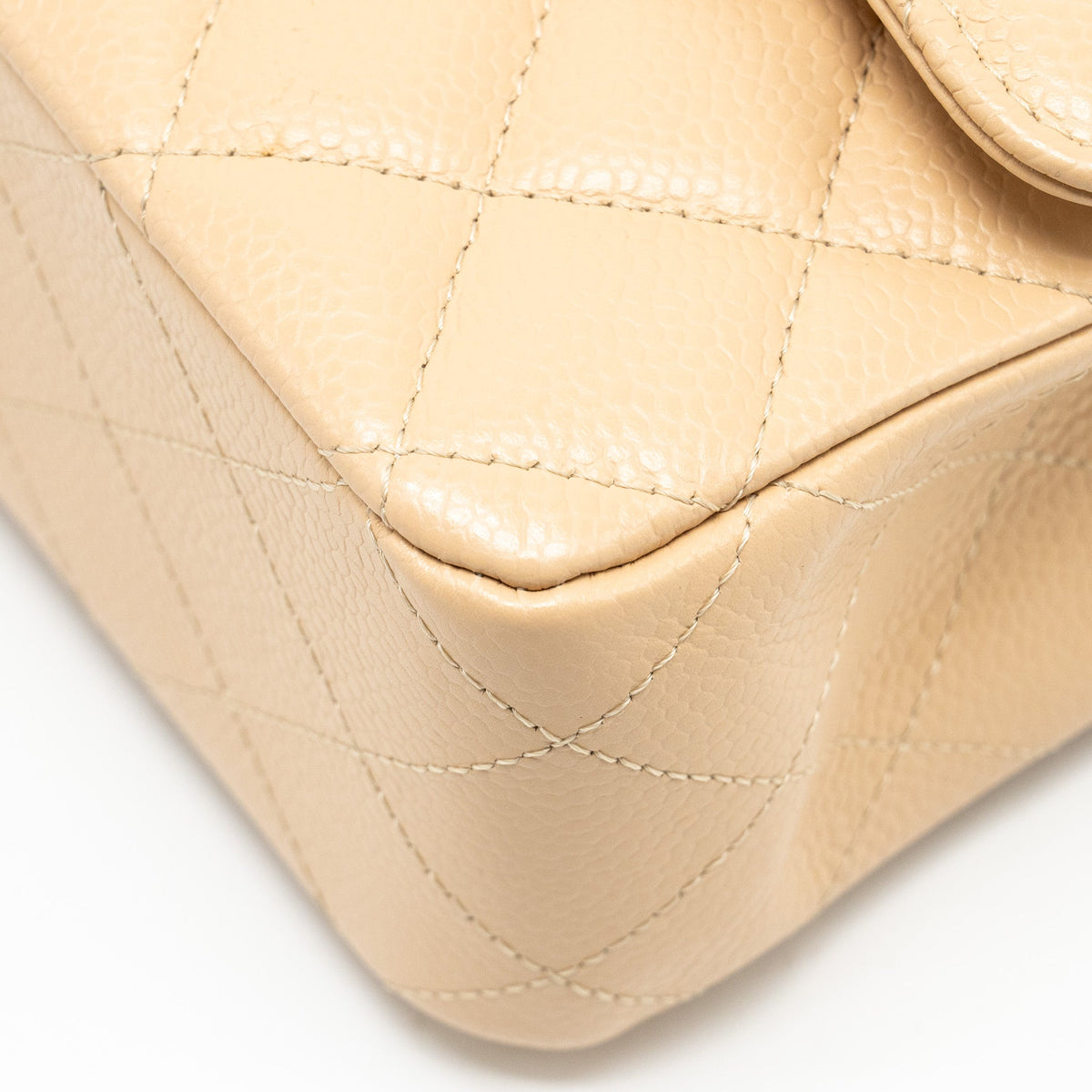 chanel-medium-classic-double-flap-bag-caviar-beige-ghw-copy