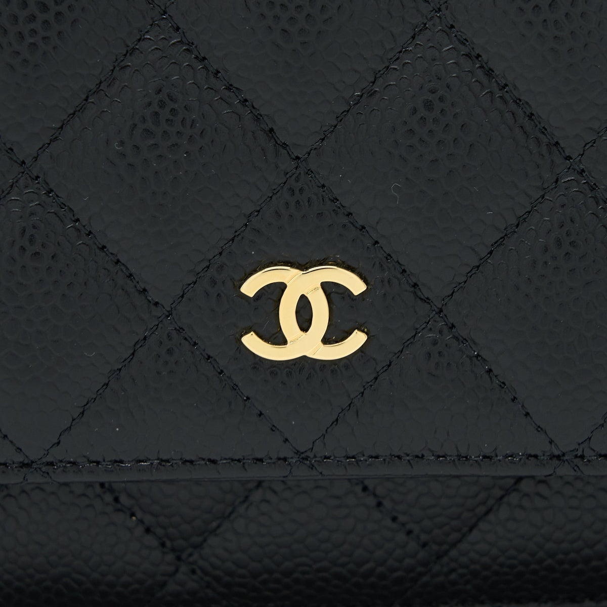 chanel-classic-wallet-on-chain-caviar-black-ghw-microchip-18