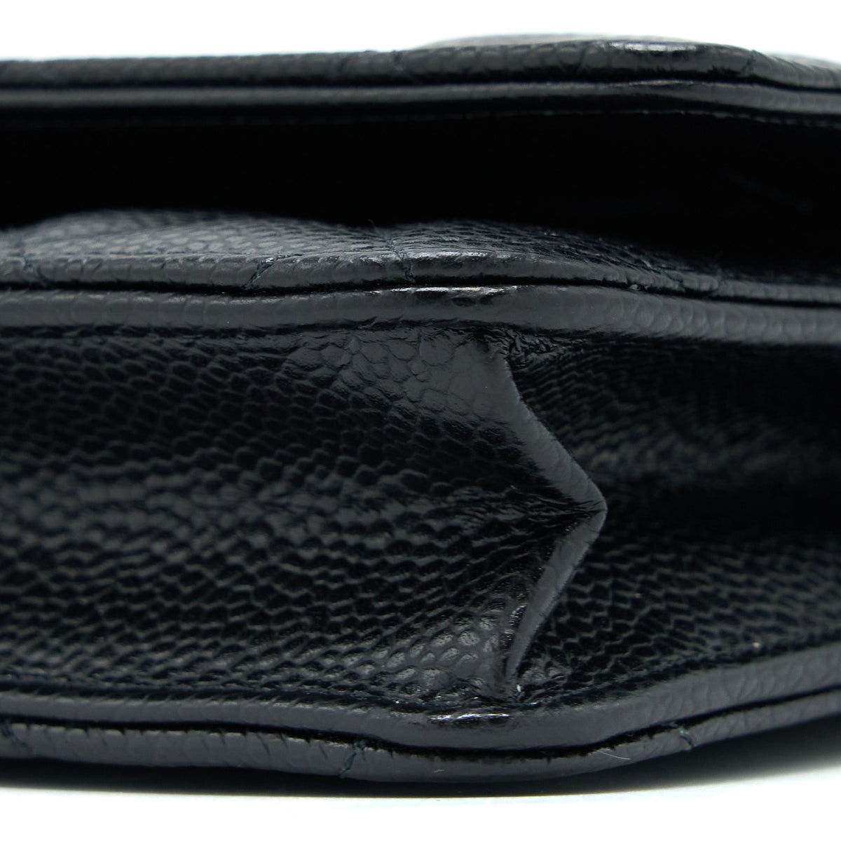 chanel-classic-wallet-on-chain-caviar-black-ghw-microchip-16