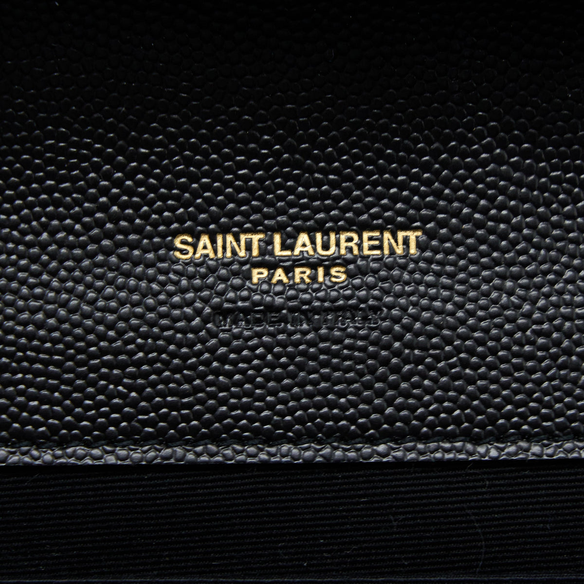 saint-laurent-ysl-envelop-clutch-grained-calfskin-black-ghw
